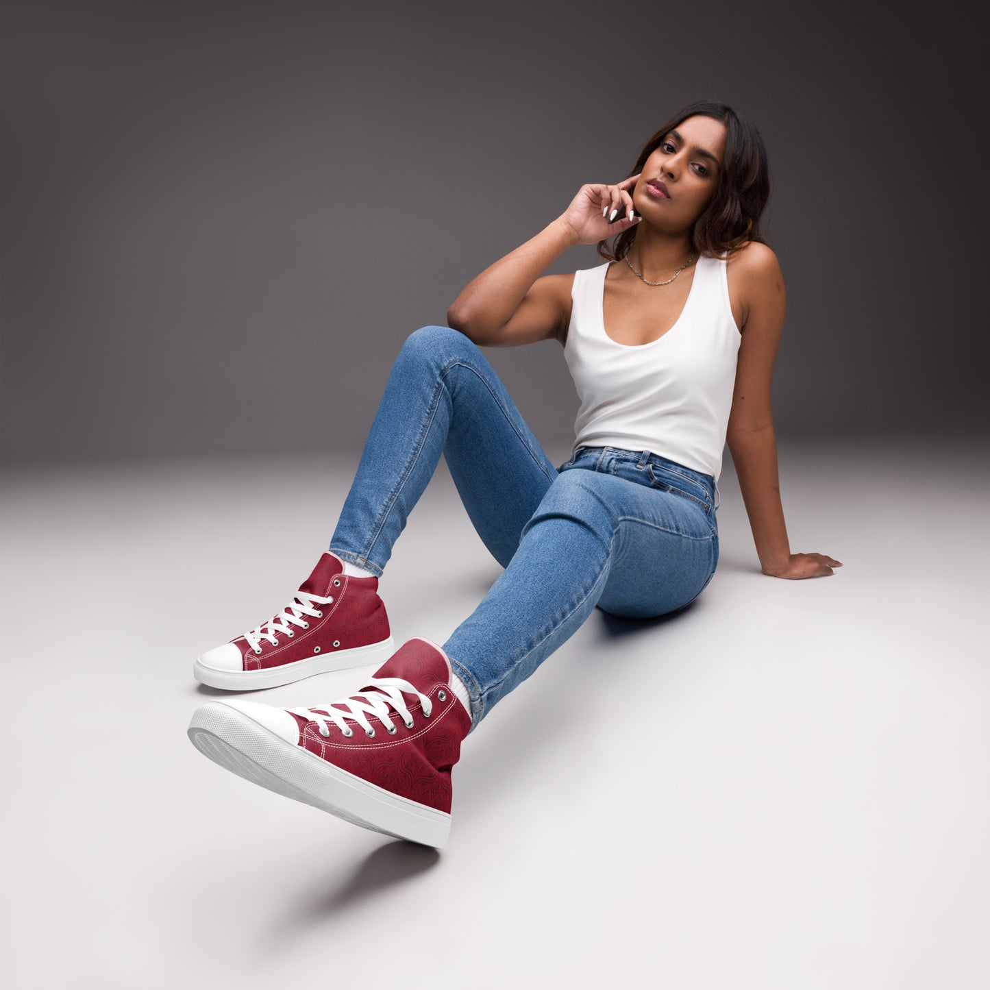 Geometric Star Red Women’s High Top Canvas Shoes